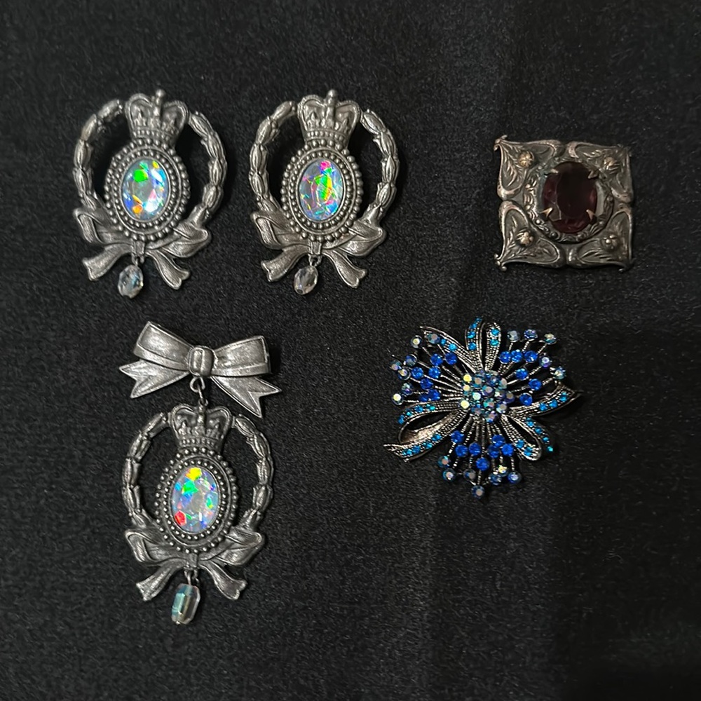 Vintage Earrings, Matching Pin & 2 Additional Pins